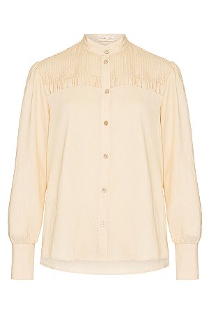 Kayla Camisa Woman